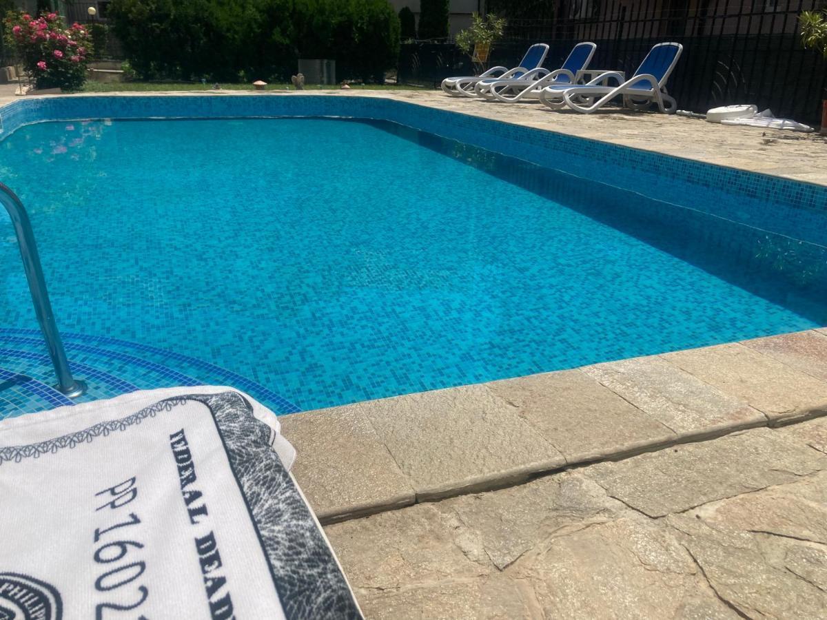 Anfid Apartments Burgas Esterno foto