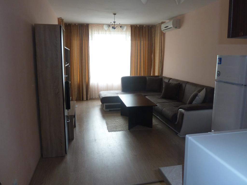 Anfid Apartments Burgas Esterno foto