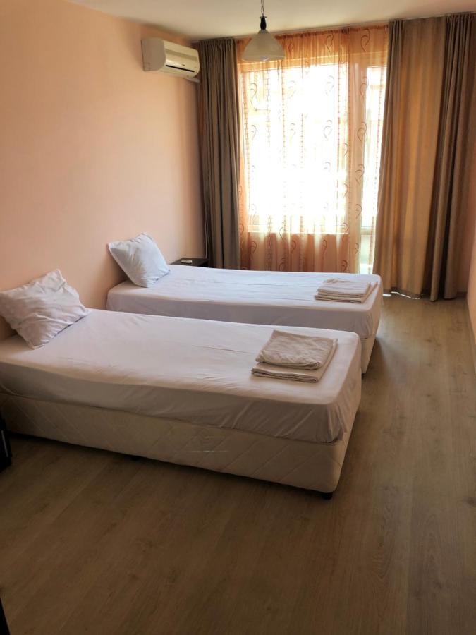 Anfid Apartments Burgas Esterno foto